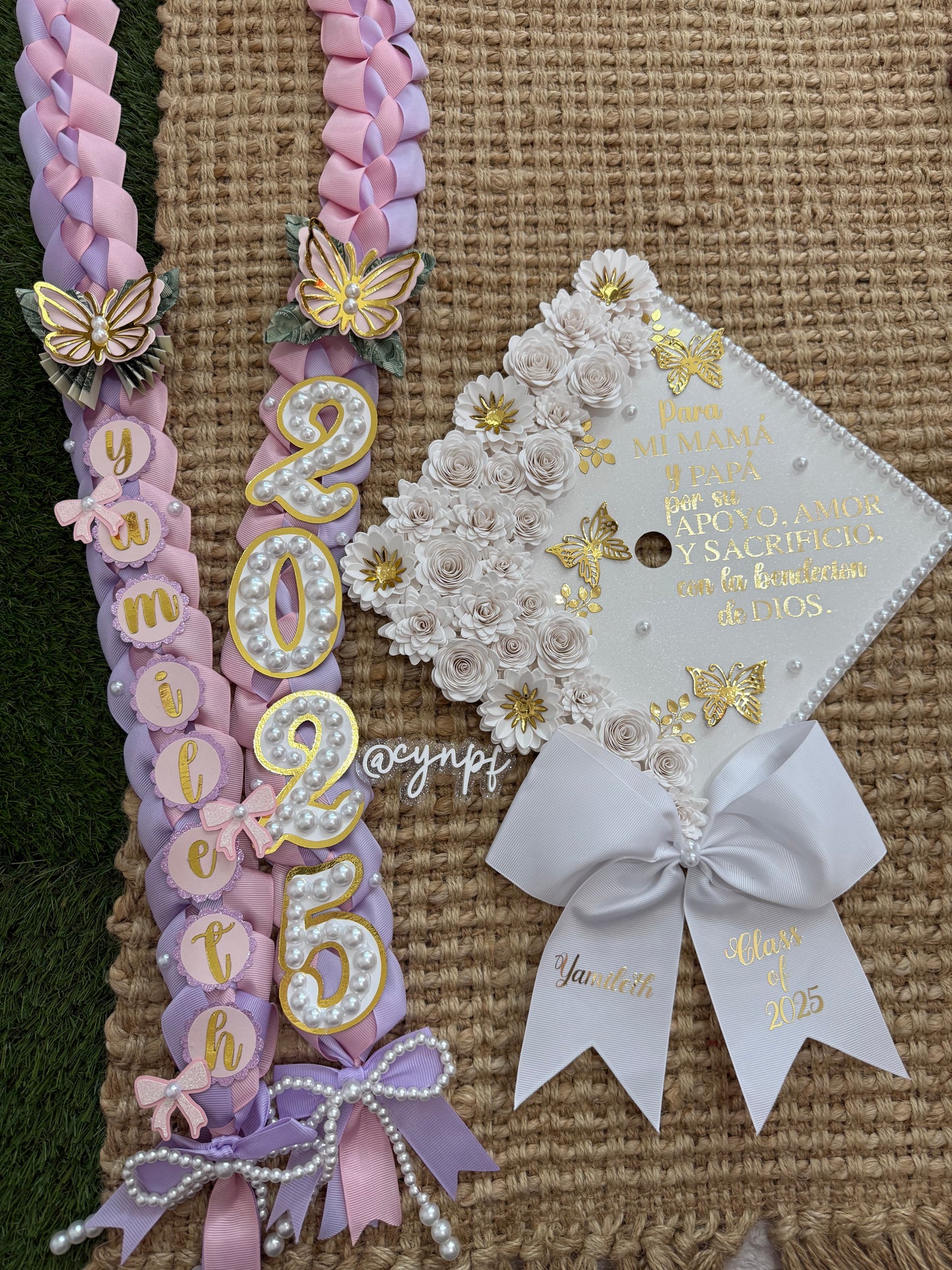 Grad cap topper & Grad Lei Bundle
