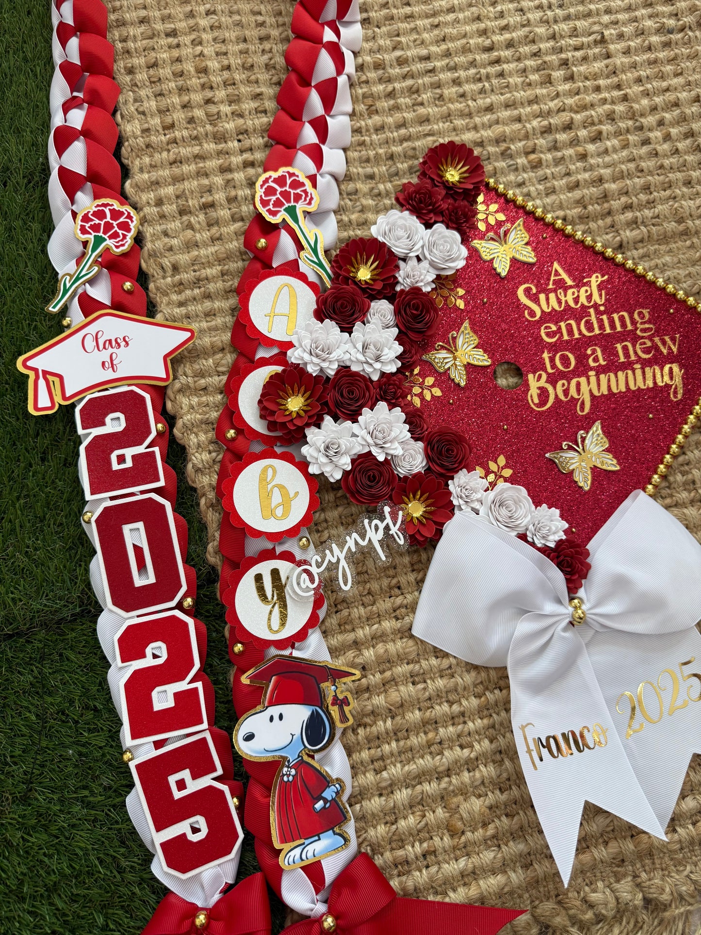 Grad cap topper & Grad Lei Bundle