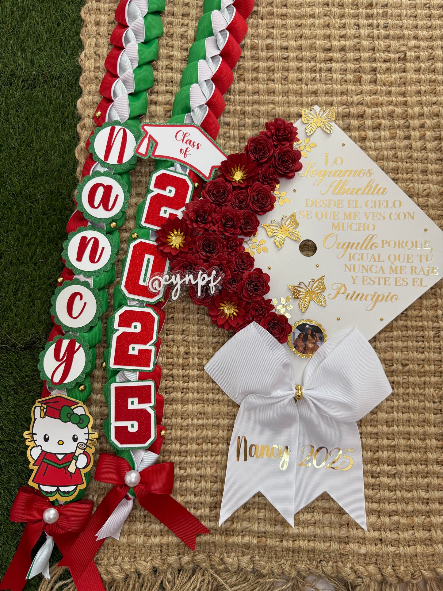 Grad cap topper & Grad Lei Bundle