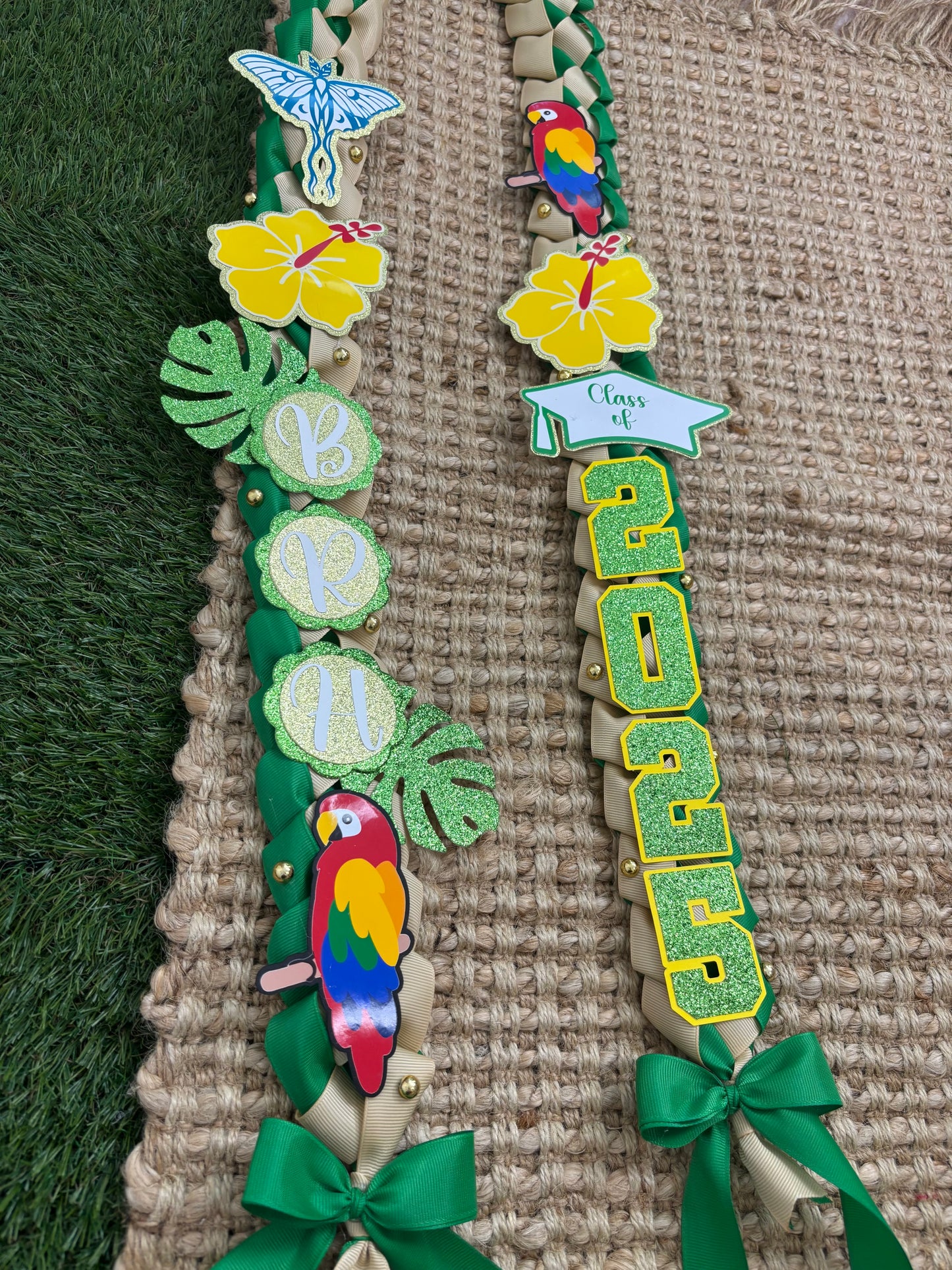 Custom Graduation Lei