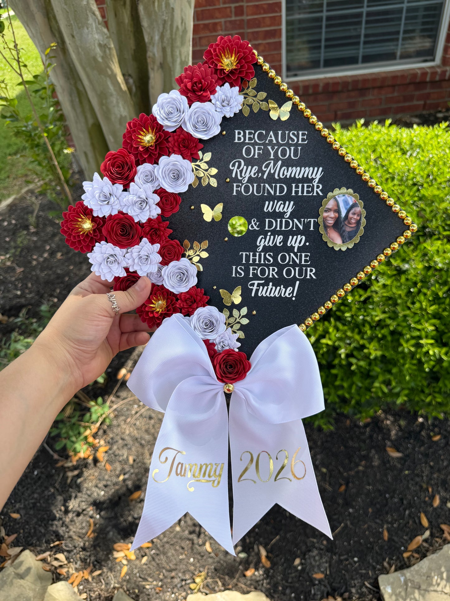 Grad Cap Topper/Half quote & Flowers