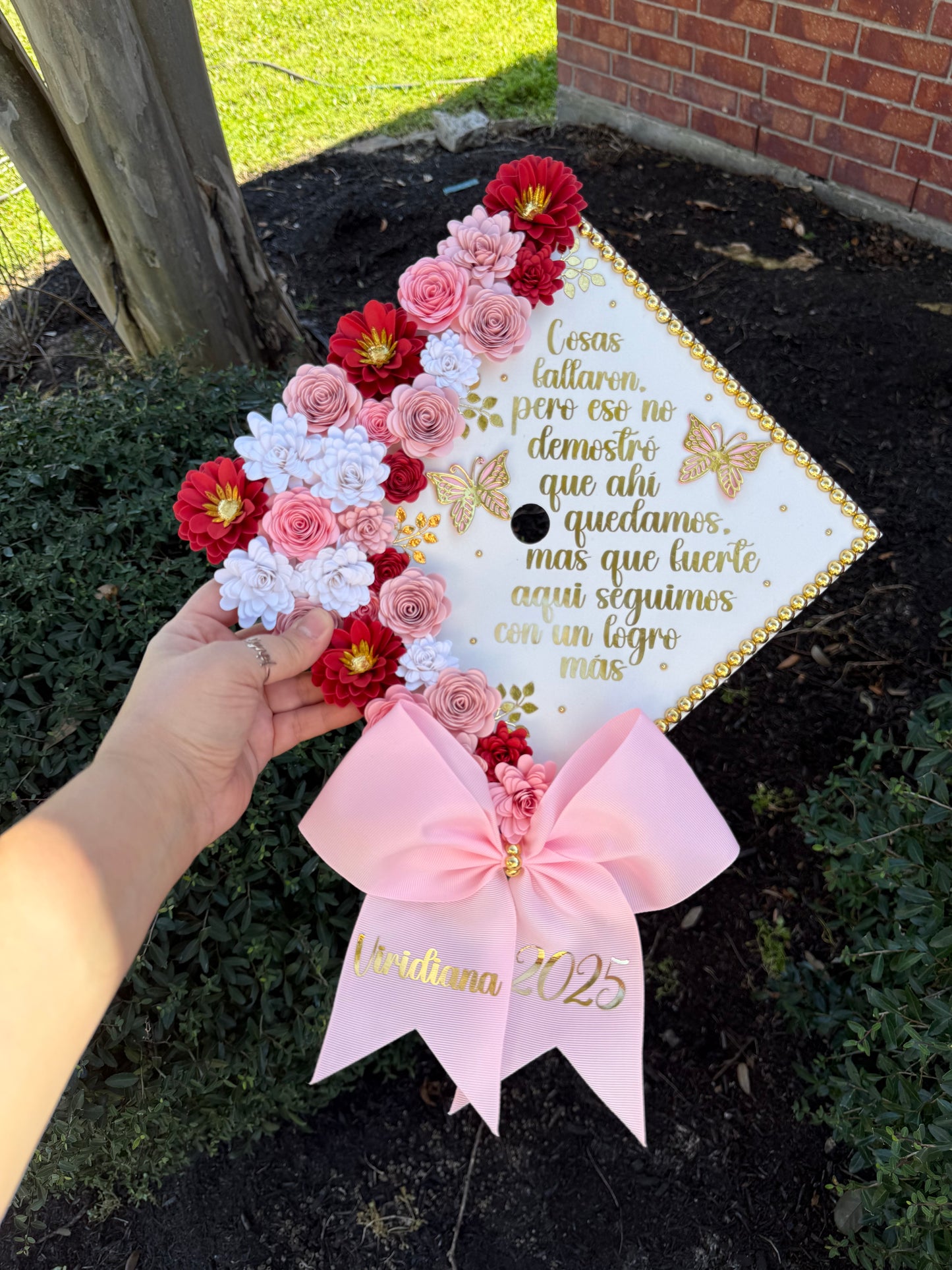 Grad Cap Topper/Half quote & Flowers