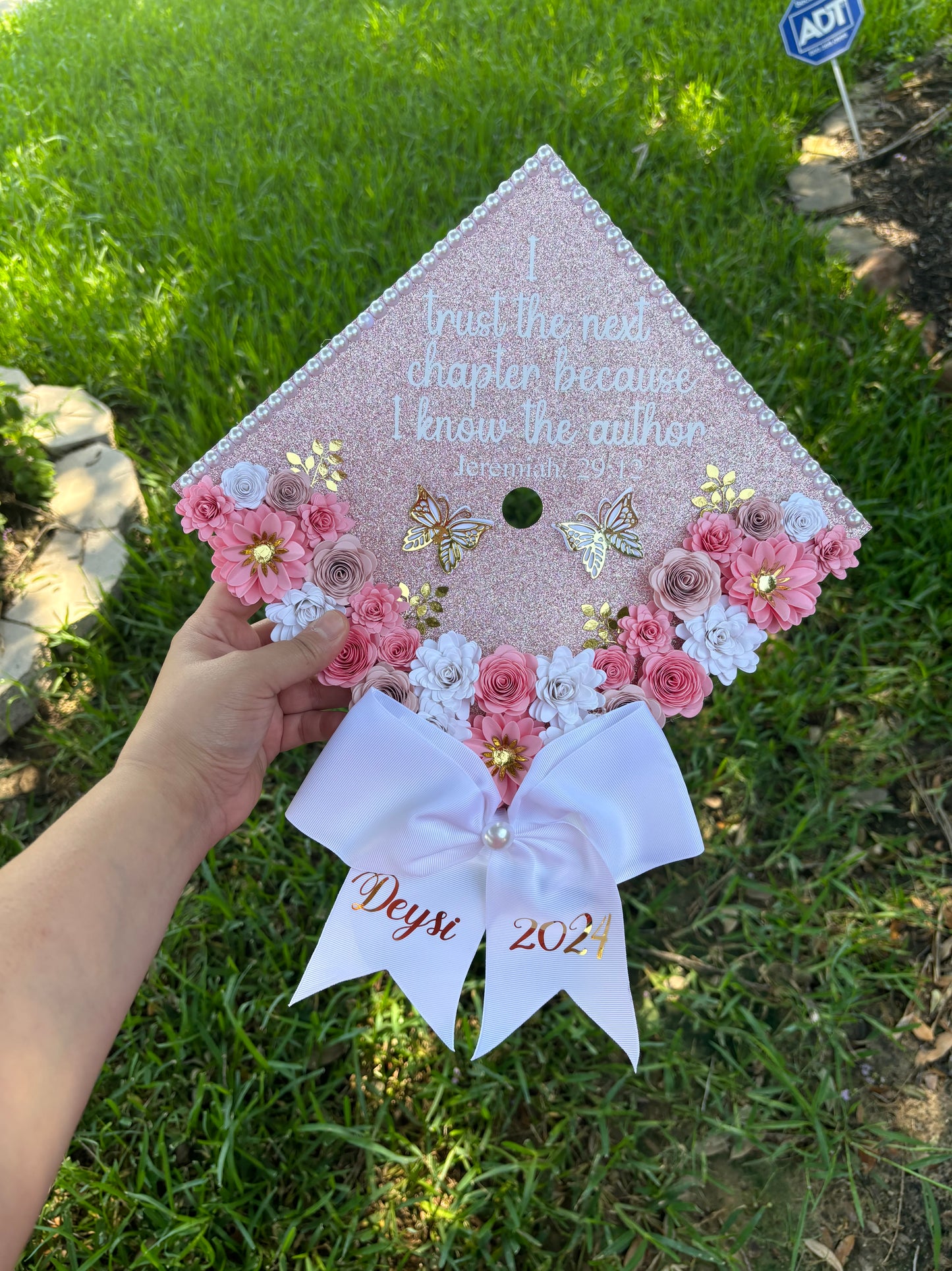 Grad Cap Topper Bottom Flowers