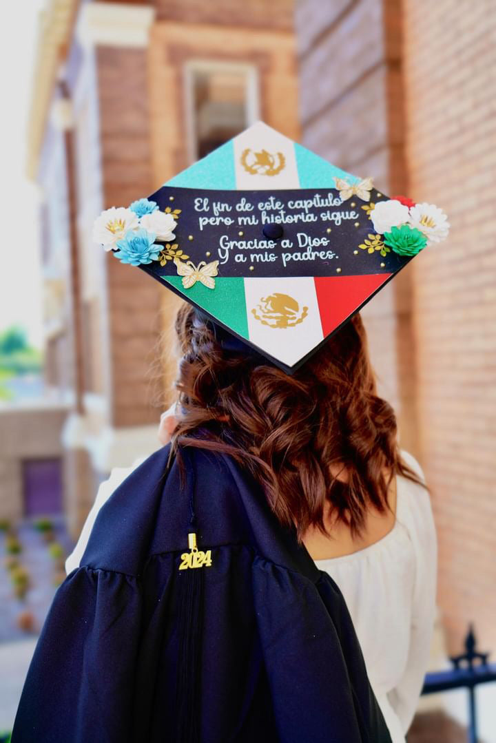 Grad Cap Topper 2 Country flags & Flowers