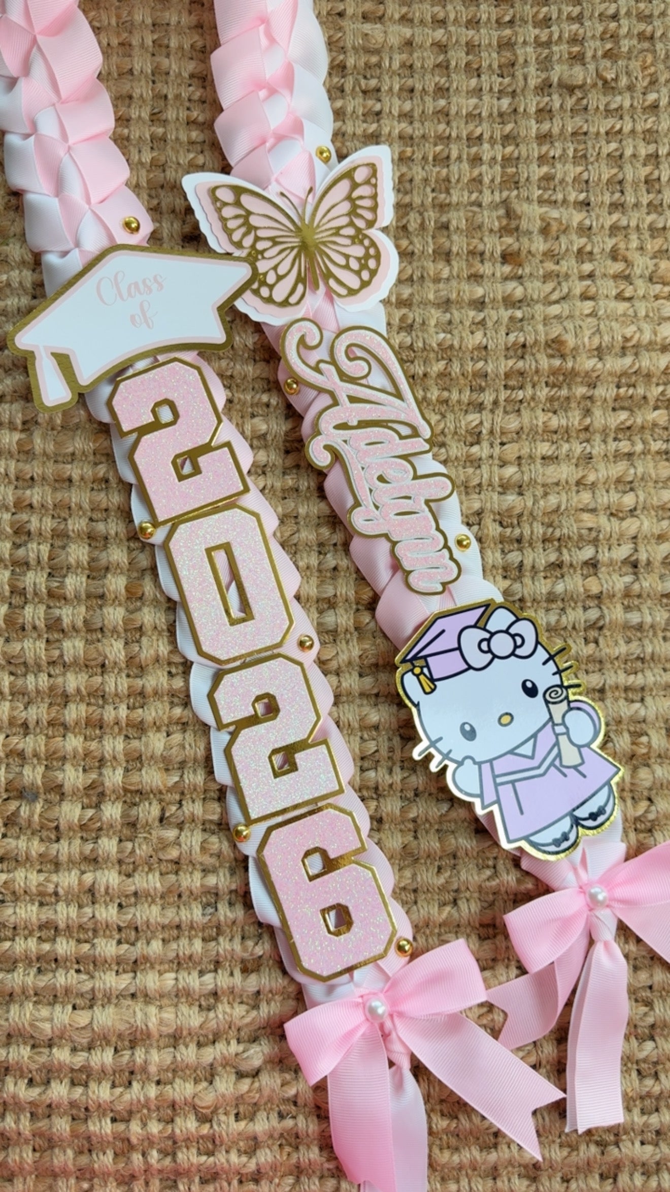 Custom Graduation Lei (CURSIVE NAME)