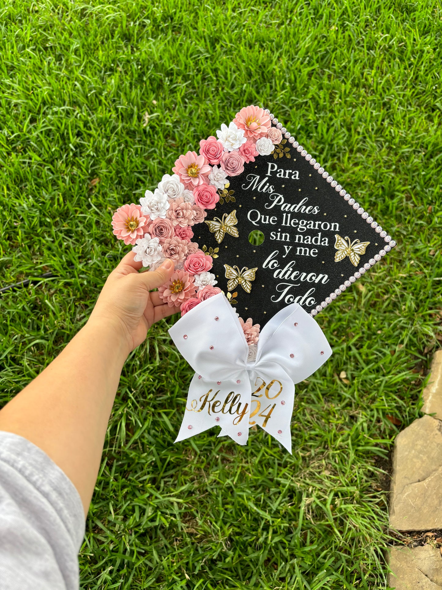 Grad Cap Topper/Half quote & Flowers