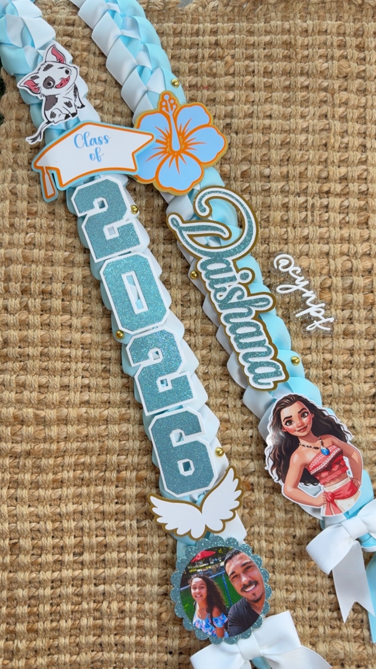 Custom Graduation Lei (CURSIVE NAME)