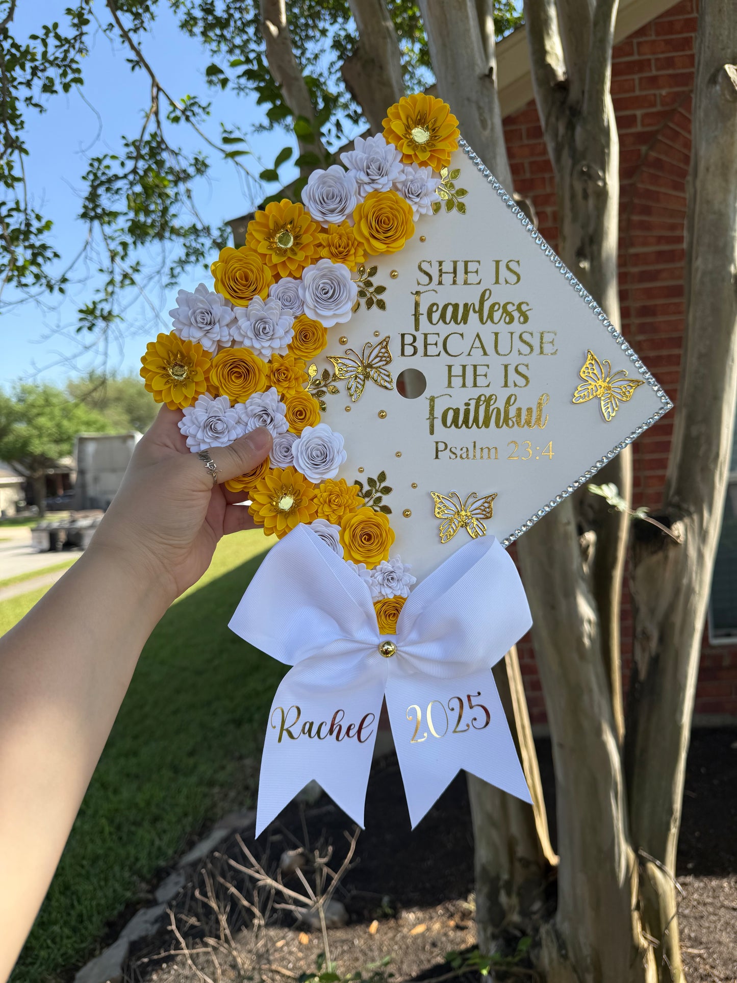 Grad Cap Topper/Half quote & Flowers