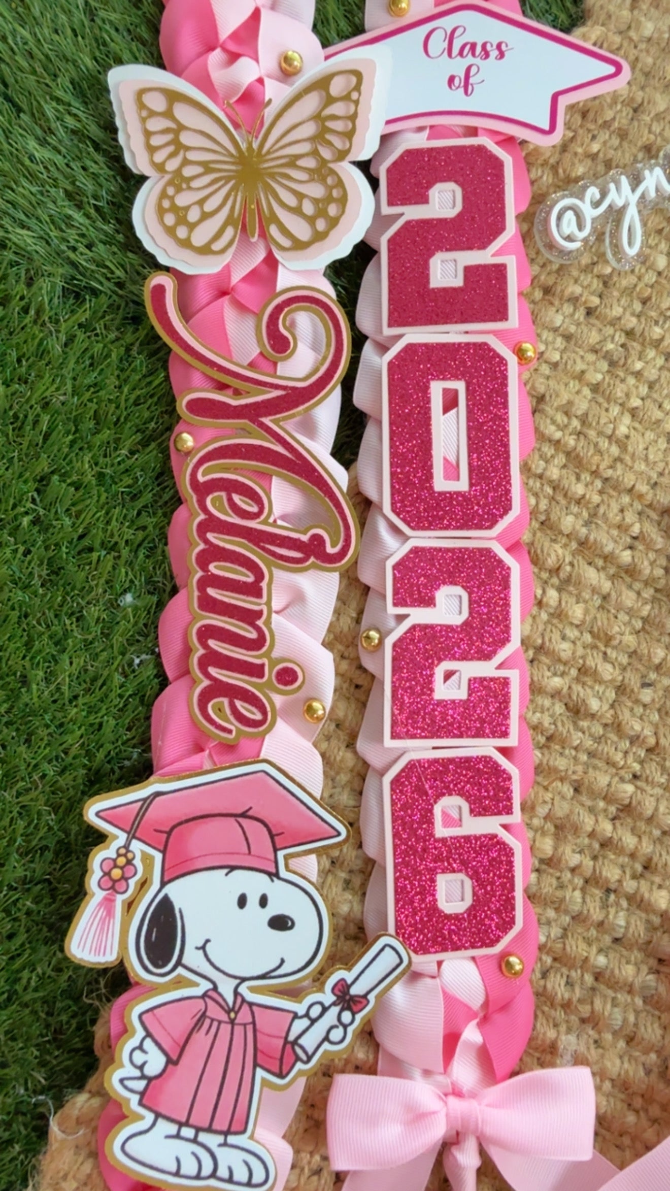 Custom Graduation Lei (CURSIVE NAME)