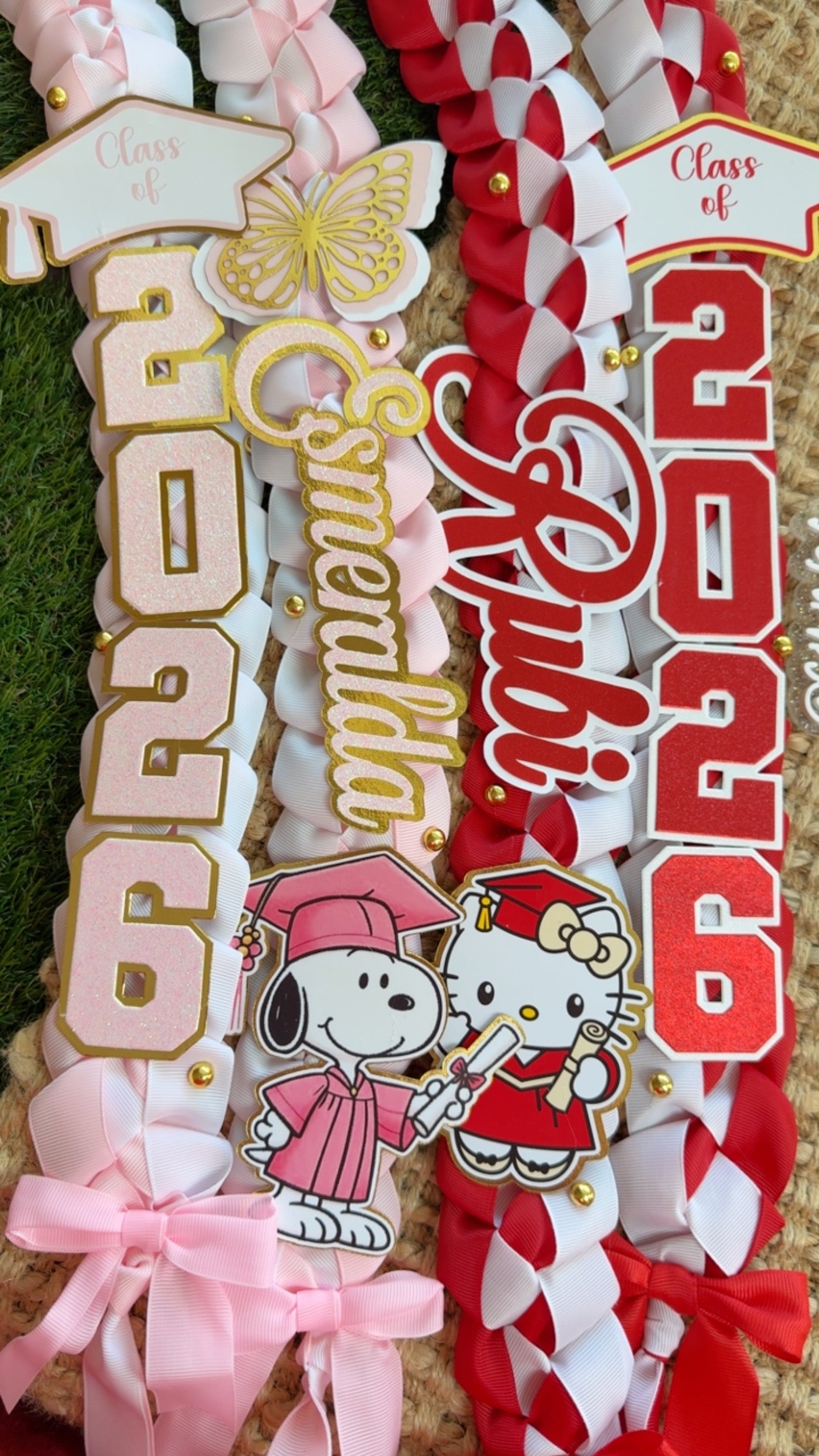 Custom Graduation Lei (CURSIVE NAME)