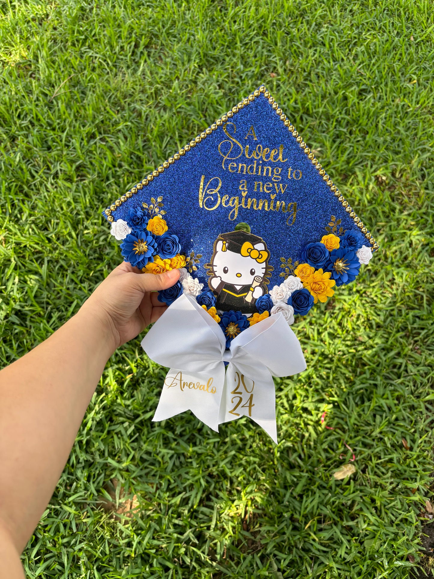 Kitty Grad Cap Topper