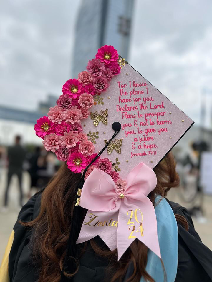 Grad Cap Topper/Half quote & Flowers