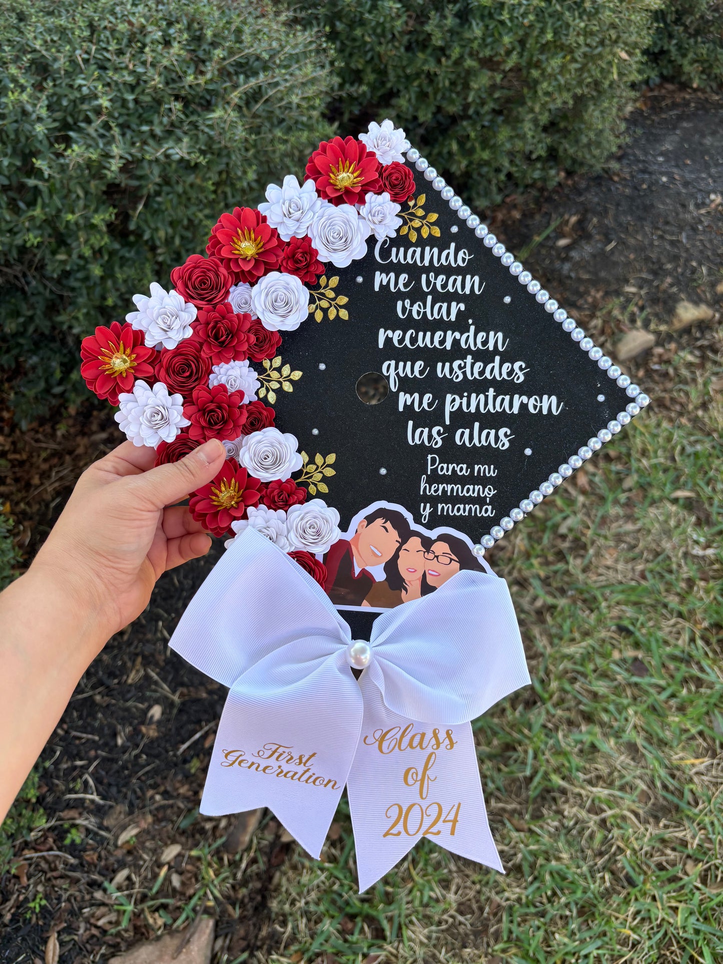 Grad Cap Topper/Half quote & Flowers