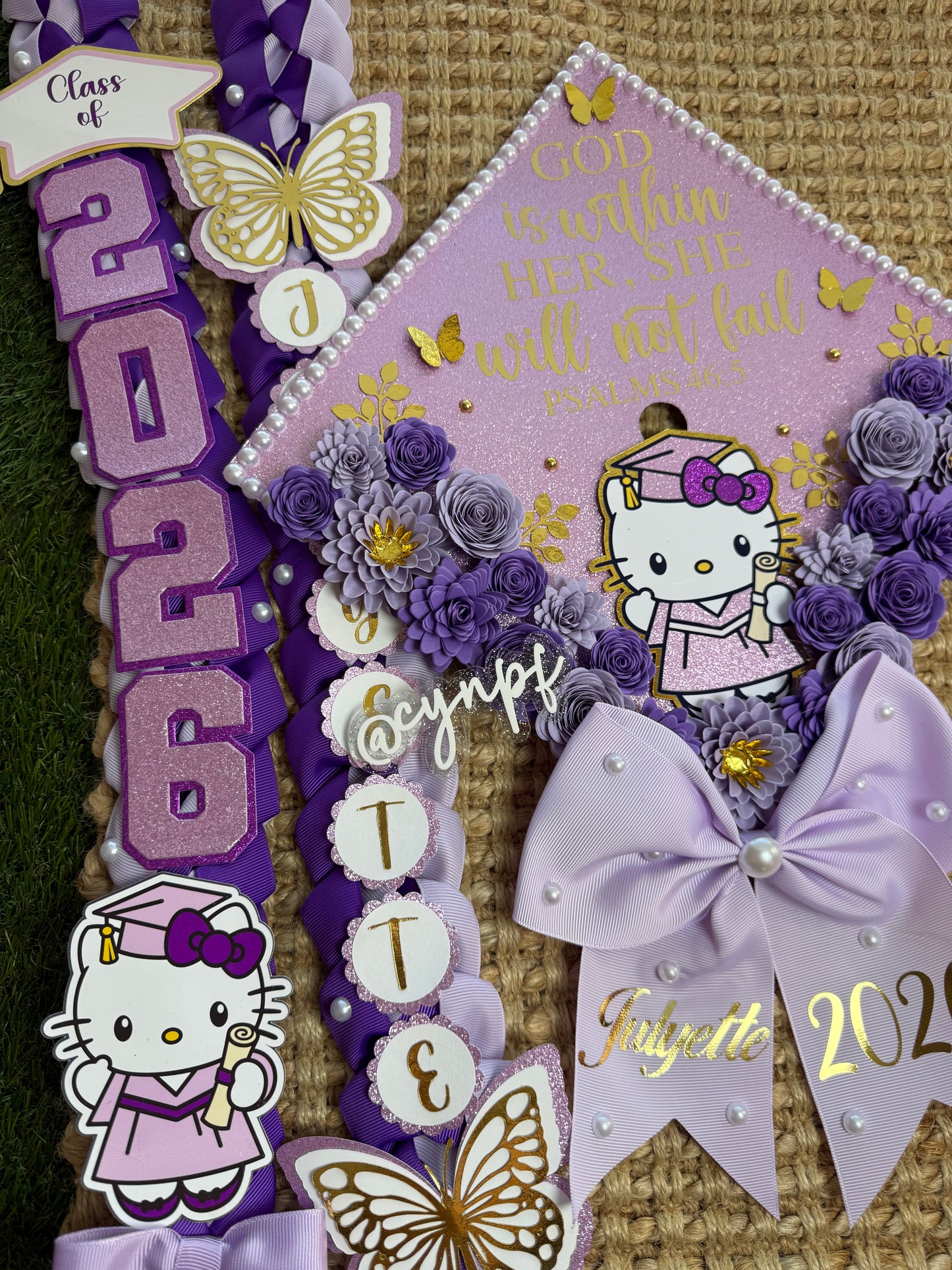 Grad cap topper & Grad Lei Bundle