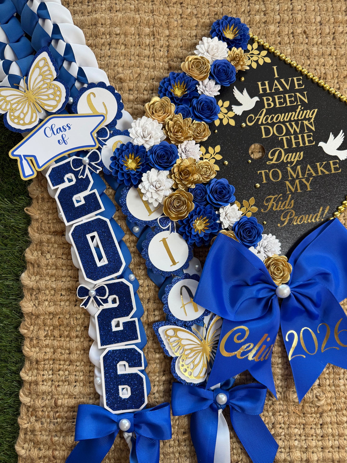Grad cap topper & Grad Lei Bundle