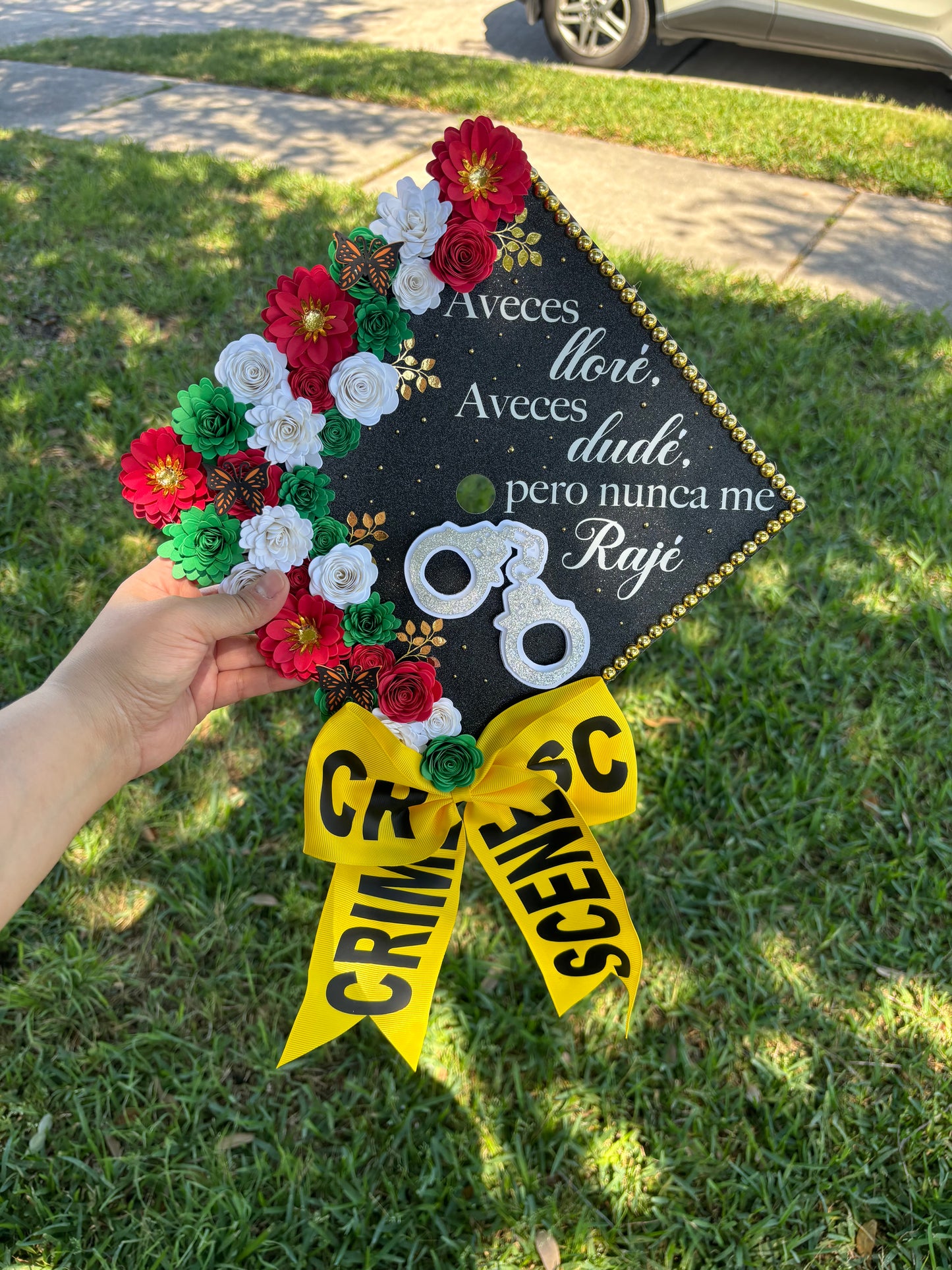 Grad Cap Topper/Half quote & Flowers