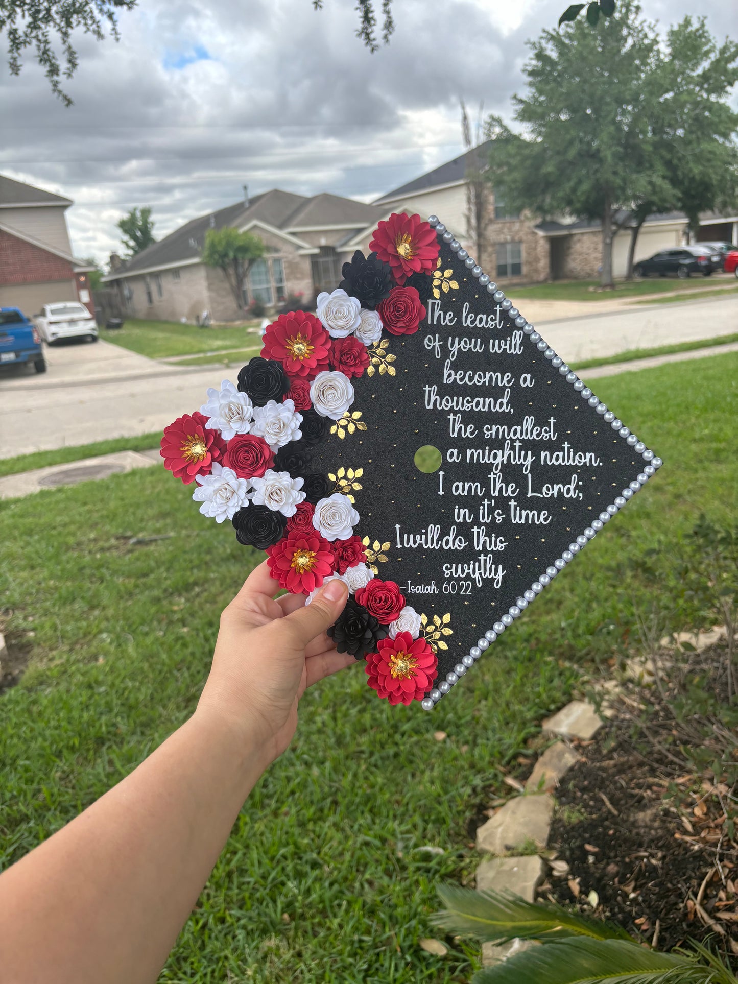 Grad Cap Topper/Half quote & Flowers