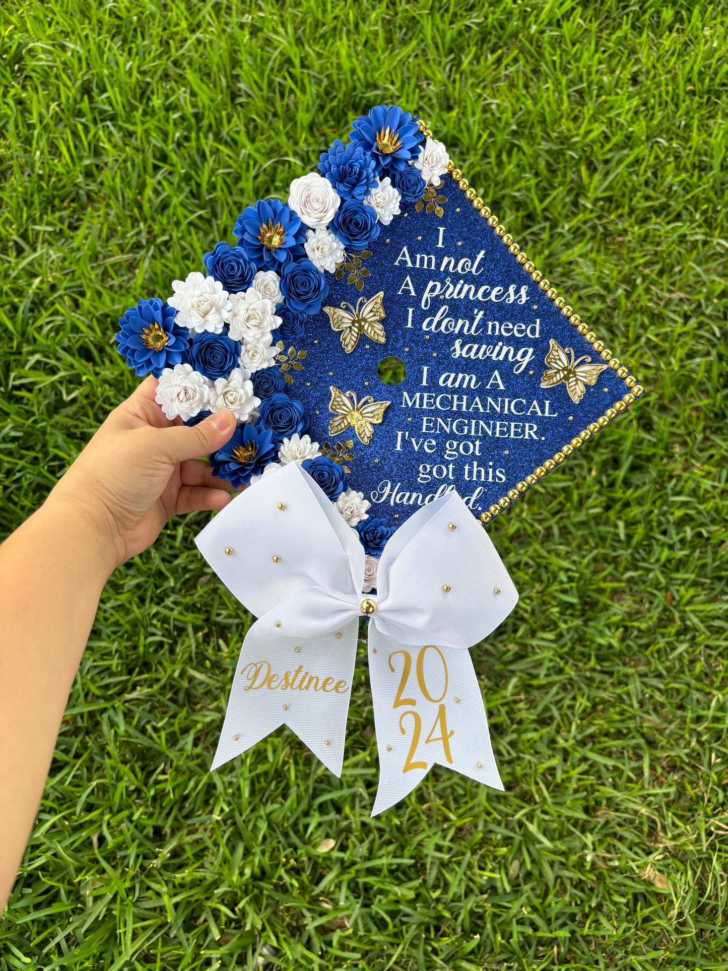 Grad Cap Topper/Half quote & Flowers