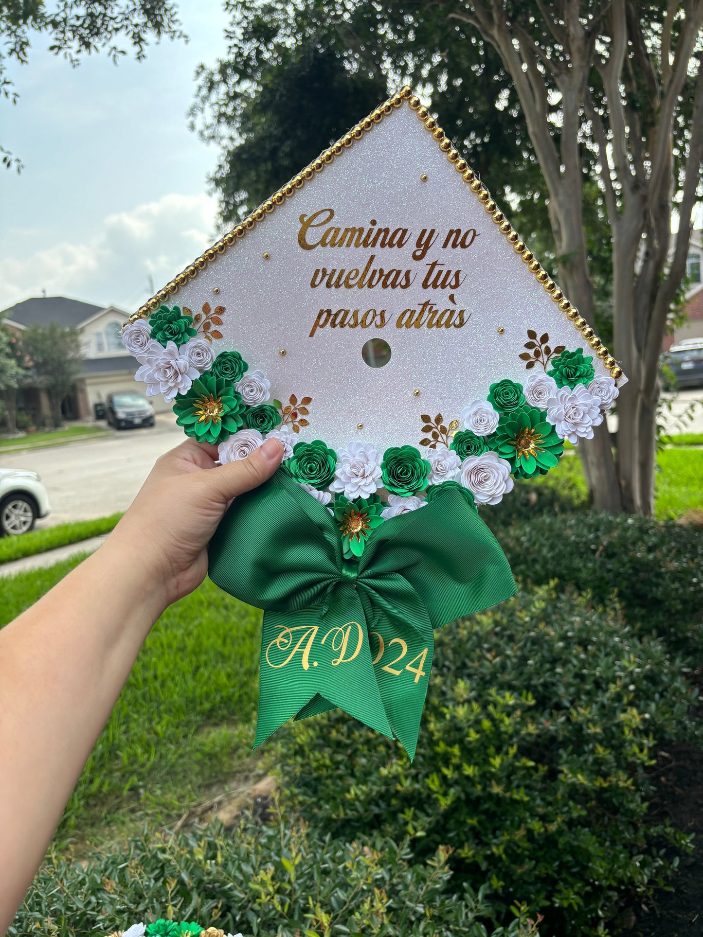 Grad Cap Topper Bottom Flowers