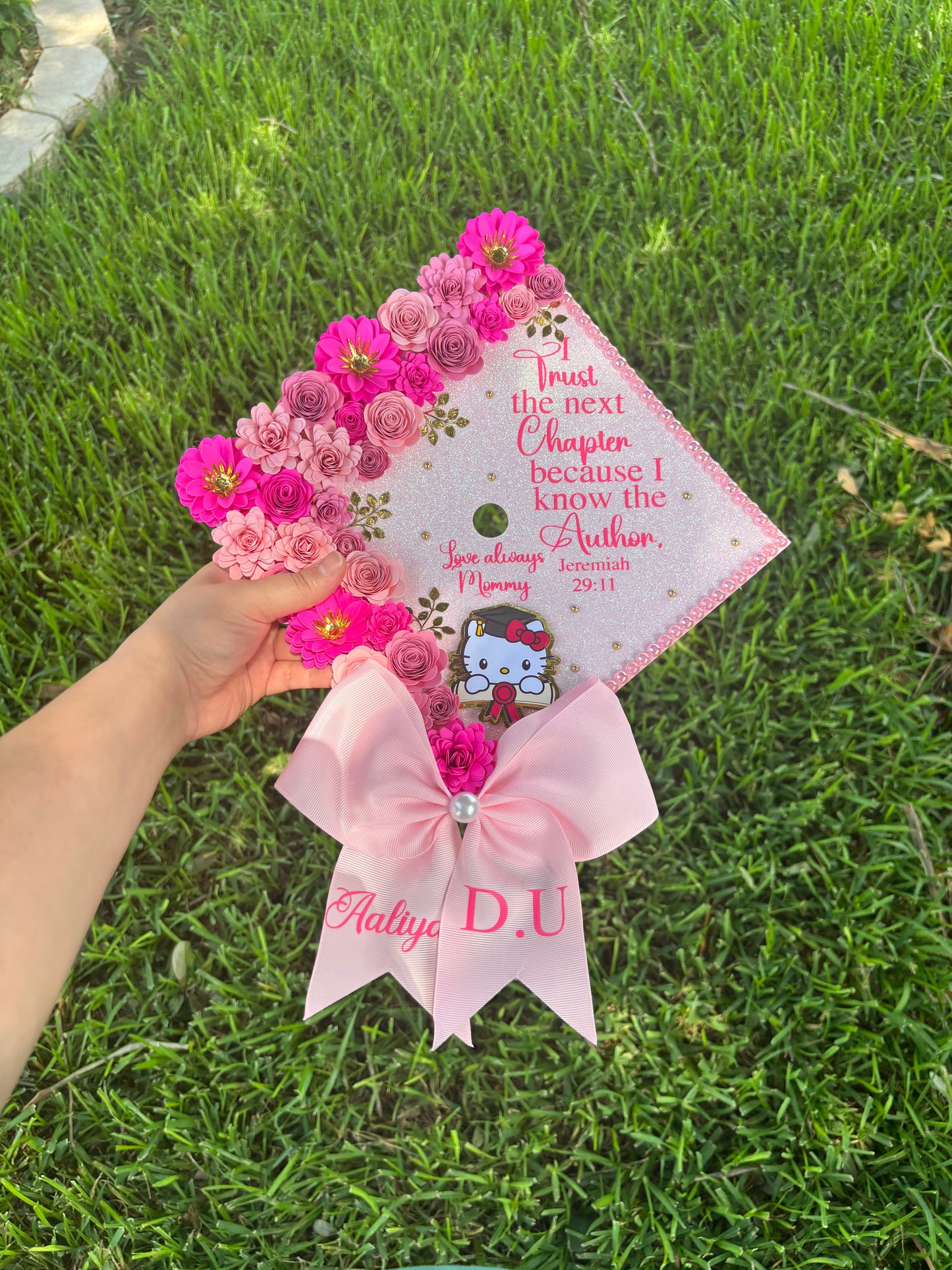 Grad Cap Topper/Half quote & Flowers