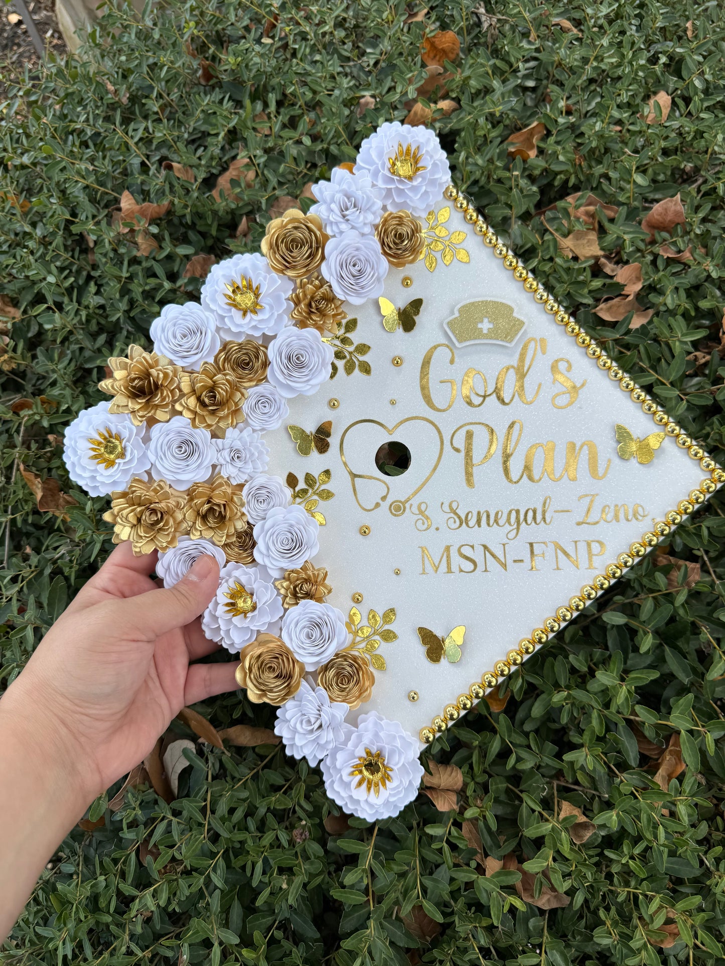 Grad Cap Topper/Half quote & Flowers