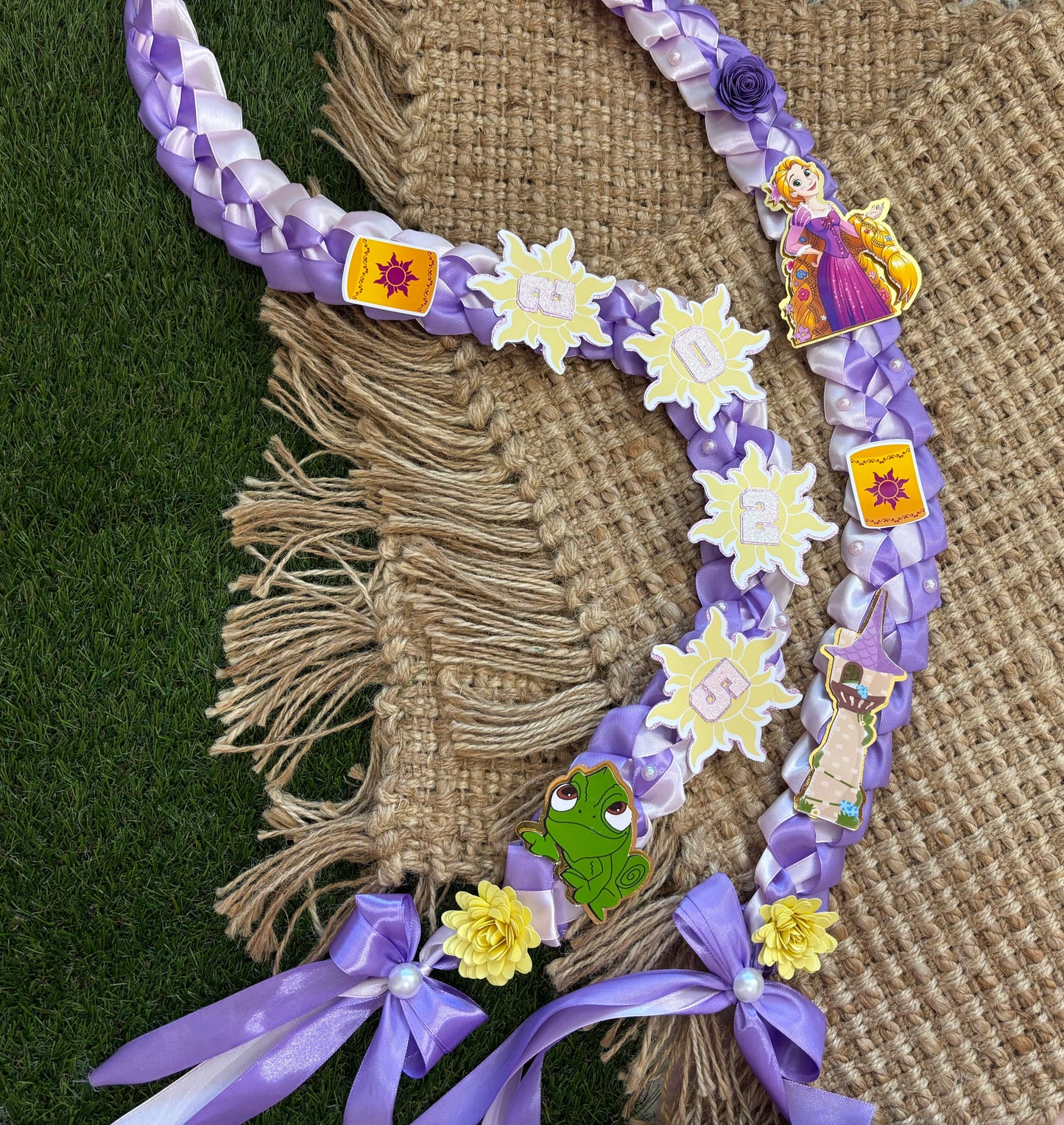 Grad cap topper & Grad Lei Bundle