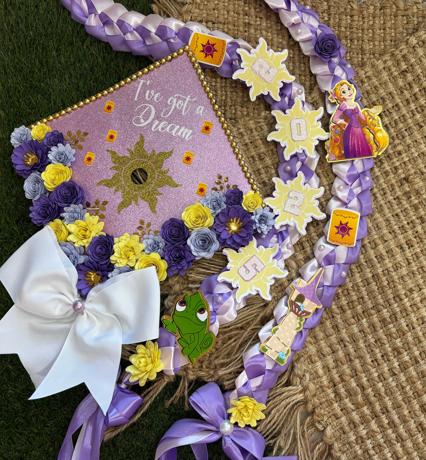 Grad cap topper & Grad Lei Bundle