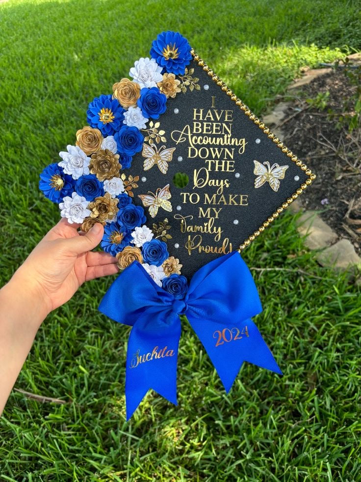 Grad Cap Topper/Half quote & Flowers