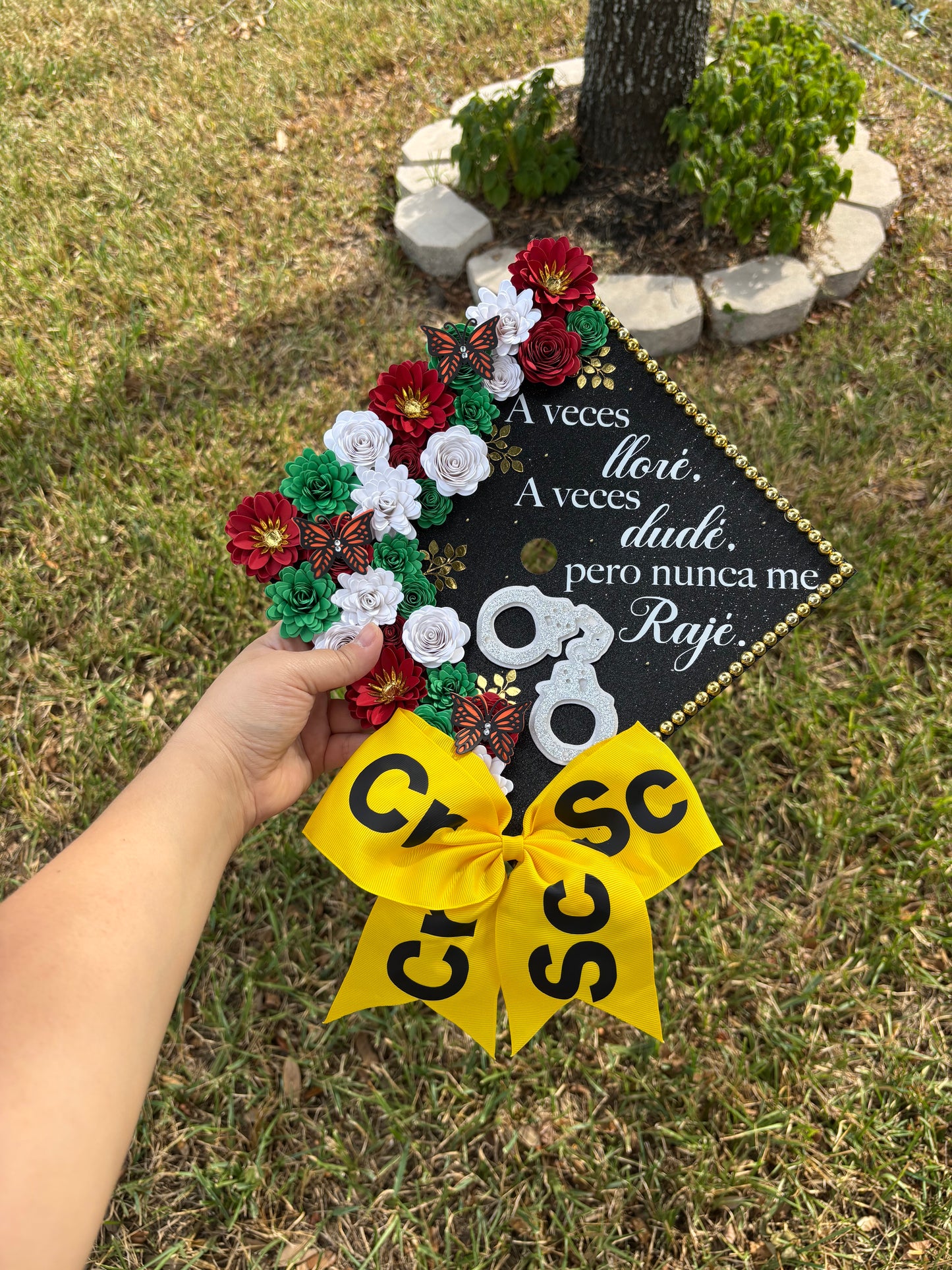 Grad Cap Topper/Half quote & Flowers