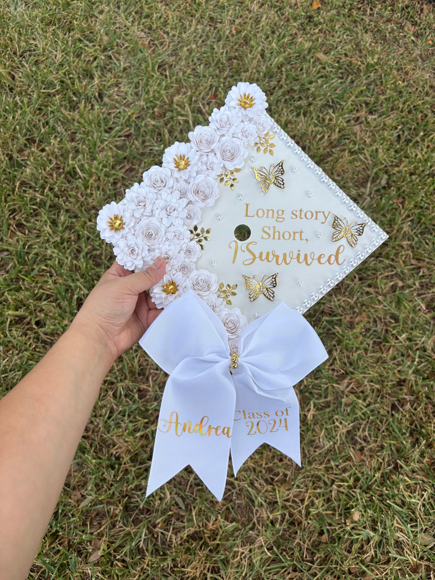 Grad Cap Topper/Half quote & Flowers